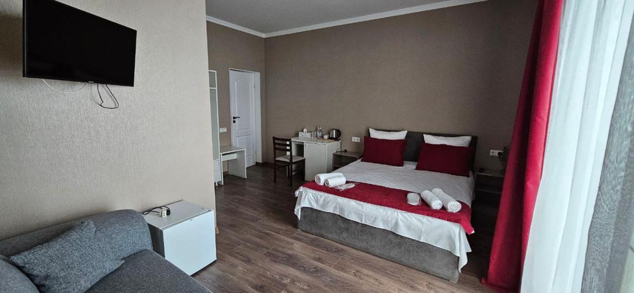Tsaghkunk Chef House Hotel & Restaurant Sevan Quarto foto